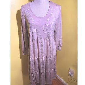 Cupio Dress. Beige. Long sleeve. Size Large